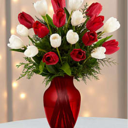Merry Moments Holiday Tulip Bouquet