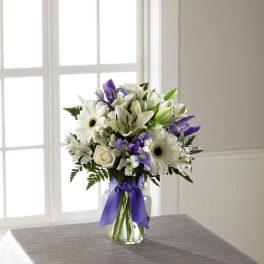 The FTD Miracle's Light Hanukkah Bouquet