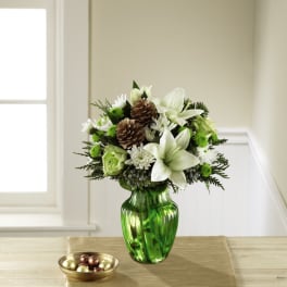 The FTD Holiday Bliss Bouquet