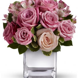 Teleflora's Rose Rendezvous Bouquet