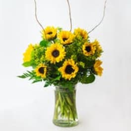 Sunflower bouquet in a clear glass vase