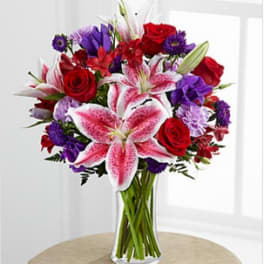 Eckert Florist's Stunning Beauty™ Bouquet by FTD®