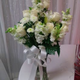 Roses, Lilies, snapdragon, button mum