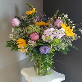 #714 Designer's Choice Vase Arrangement
