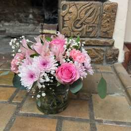 Pink rocks bouquet