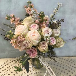 Thyra arrangement