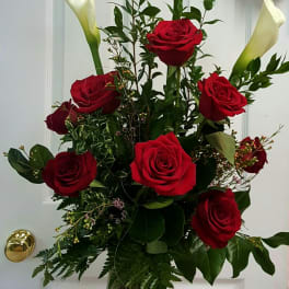 Classy Calla Lily and Rose Arrangement