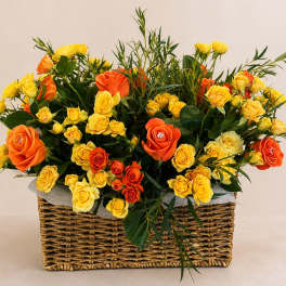 Sunset Garden Basket – by Romina’s Flowers
