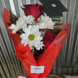 Grad Bouquet in Red and White