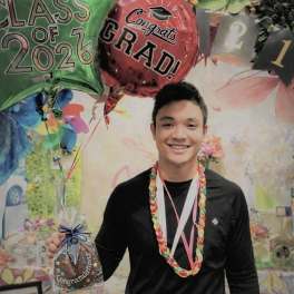 Class of 2026 Foodie Graduation Package