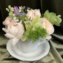 Pastel Tea Cup Arrangement