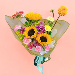 Bright Sunflowers Bouquet 