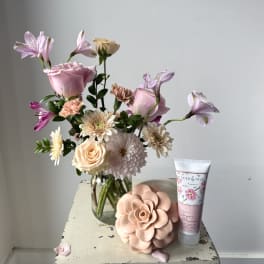 THE SELF CARE BUNDLE