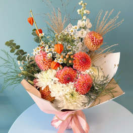 Duo-Tone Vase Bouquet