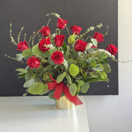 Tribute 12 Roses