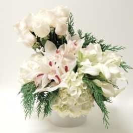 Winter White Arrangement