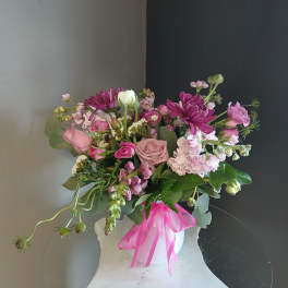 # 746 Designers choice vase arrangement