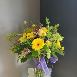 #718 Designer's Choice Vase Arrangement