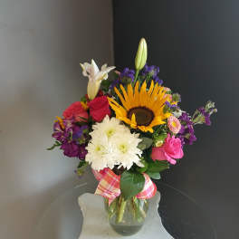 #709 Designer's Choice Vase Arrangement