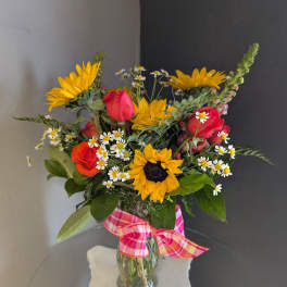 #702 Designer's Choice Vase Arrangement