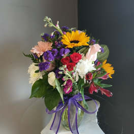 #711 Designer's Choice Vase Arrangement