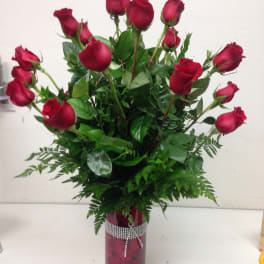 18 red long stem roses
