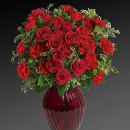 Telaflora's Hearts of Gold Bouquet