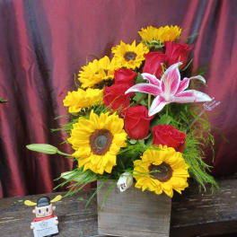 Love Around the Sun Bouquet