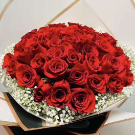 Ramo Buchon - 50 Red roses
