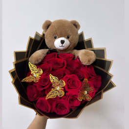 Bouquet with bear
