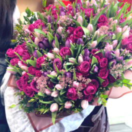 Grand Luxury Pink Rose & Tulip Bouquet