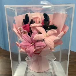 Chenille Bouquet in Pink