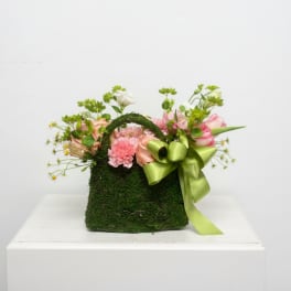 Mossy Meadow Bloom Bag (Seasonal Blooms)