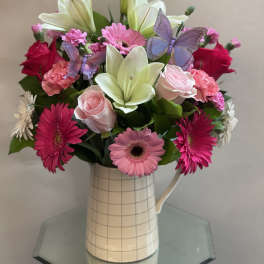 Pitcher in pinks