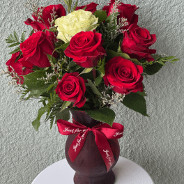 Signature Dozen Roses