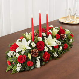 Traditional Christmas Centerpice