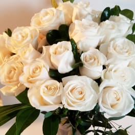24 Cream Rose Bouquet