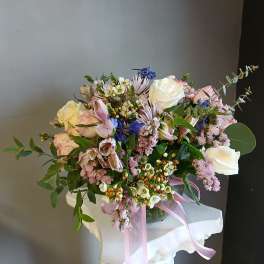 #704 Designer's Choice Vase Arrangement