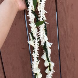 Tuberose Lei by Kealoha Lei