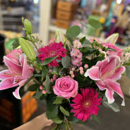 Pinky Promise Hand-Tied Bouquet