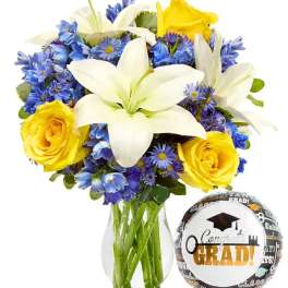 Graduation Bouquet & Balloon