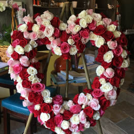#163 Love medley heart shape wreath