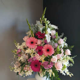 #739 Designer's Choice Vase Arrangement