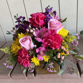 Bright Spring Box