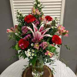 Date in the Garden Arrangement