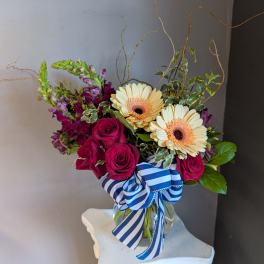 #753 Designer's Choice Vase Arrangement