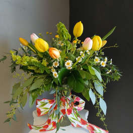 #709 Designer's Choice Vase Arrangement