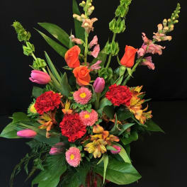 Valentine mix medium with Roses