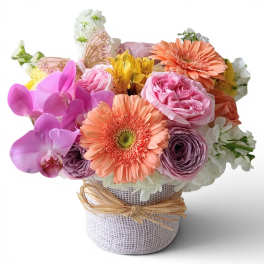 Sending A Happiness Bouquet Designer's Choice