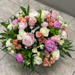 Peonies Paradise Basket